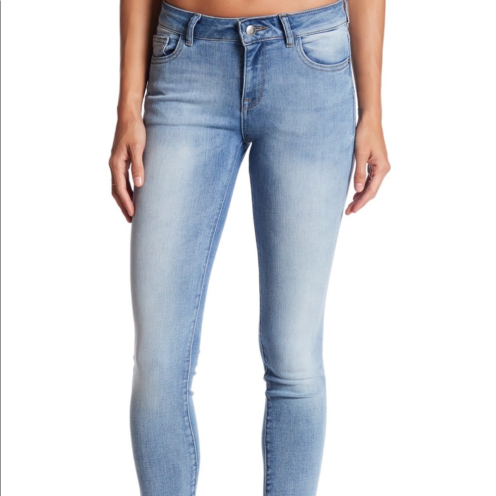 DL1961 Margaux Instasculpt Skinnies